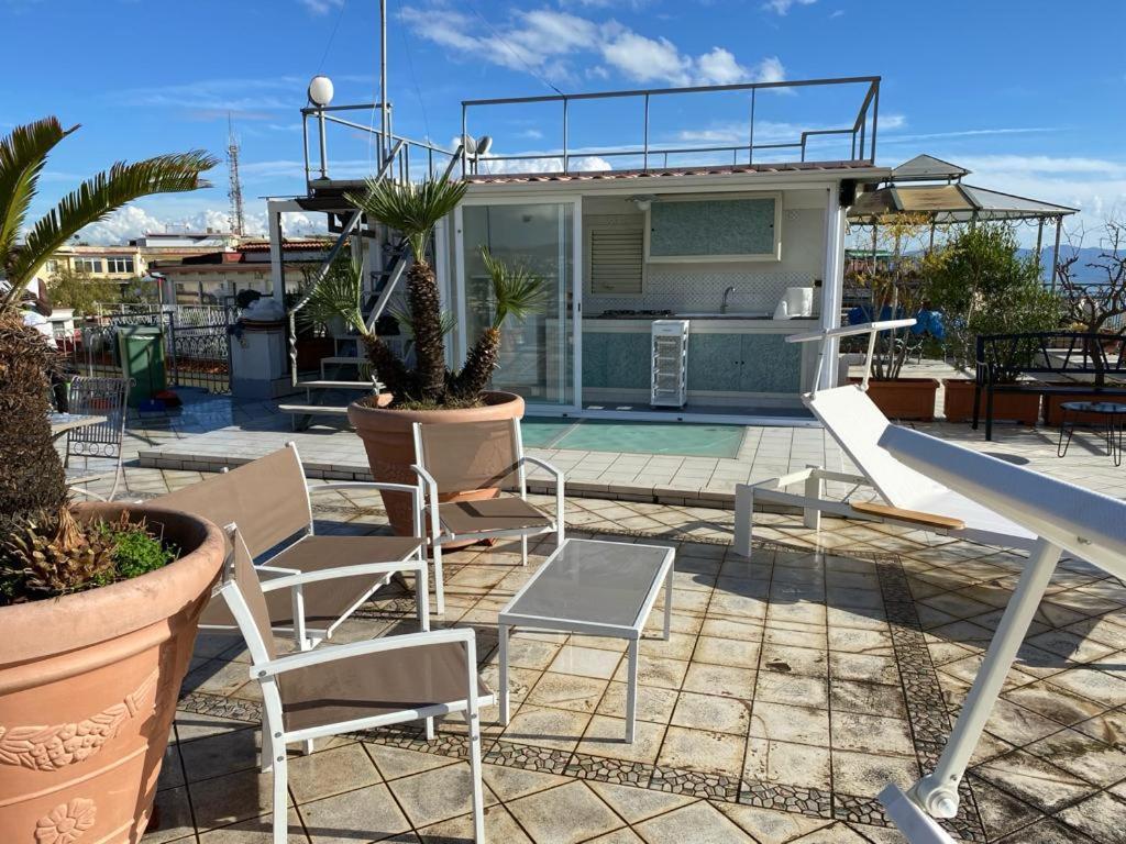 Terrazza Morghen Panoramic Rooftop Naples Exterior photo