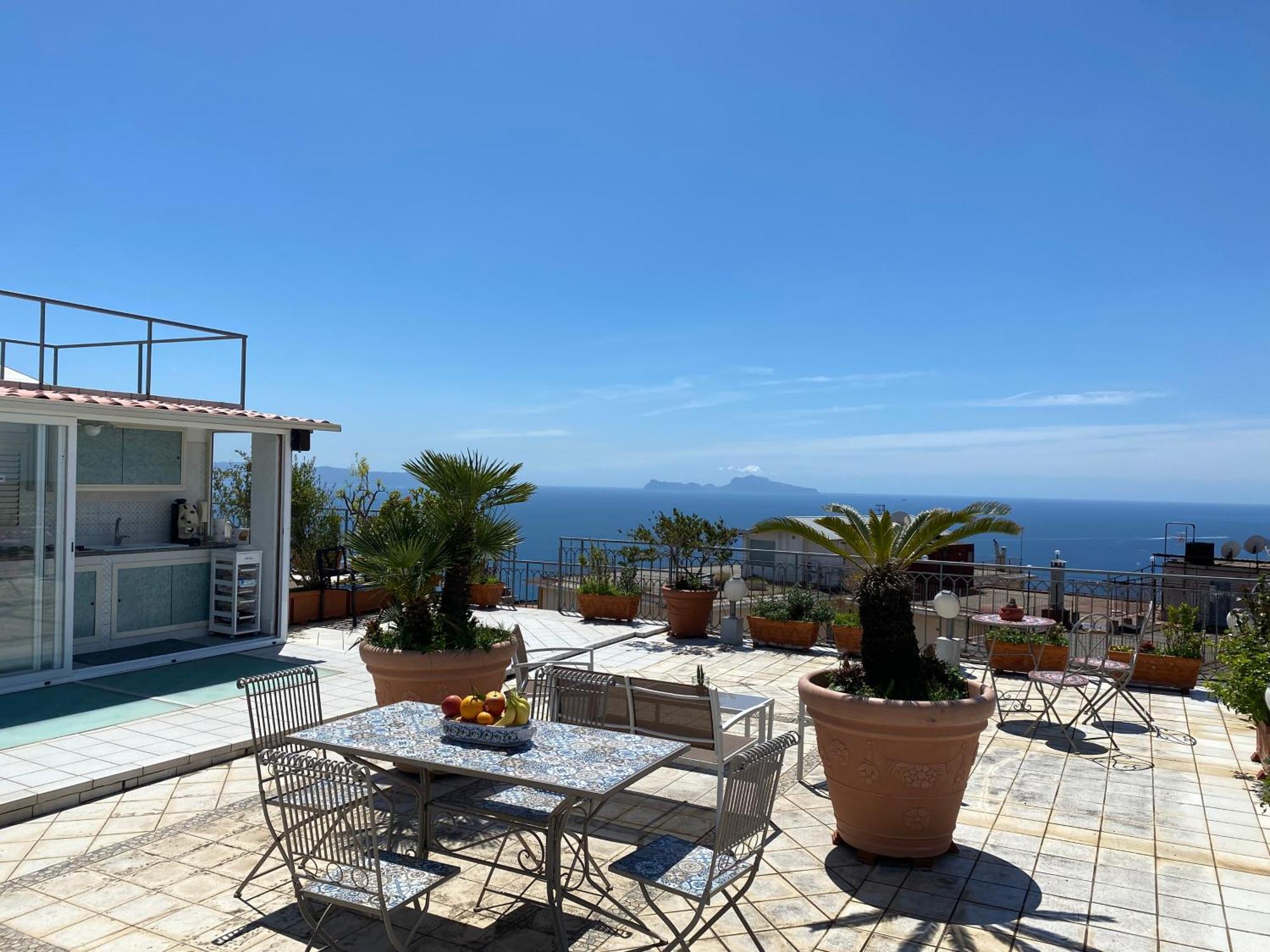 Terrazza Morghen Panoramic Rooftop Naples Exterior photo